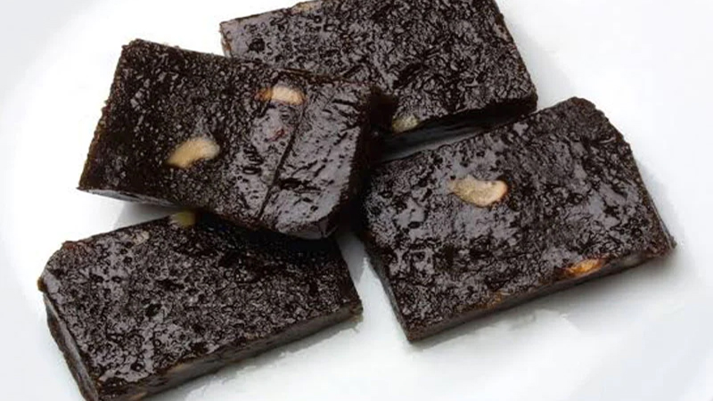 BLACK HALWA (WITH JAGGERY) ernakulam